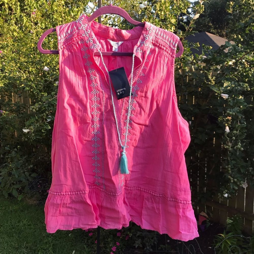 Pink Tank Top - Picture 1 of 11